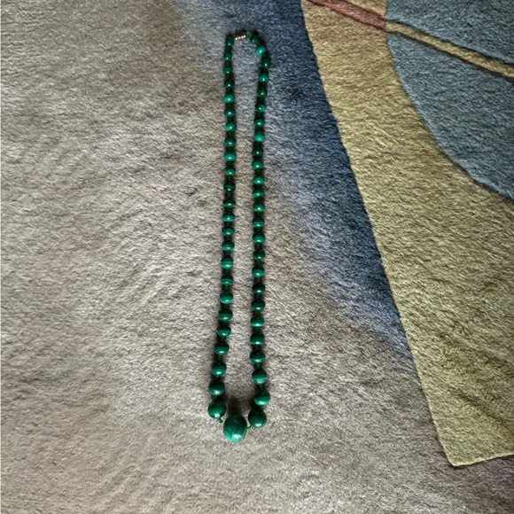 Natural malachite neckless - Picture 6 of 9